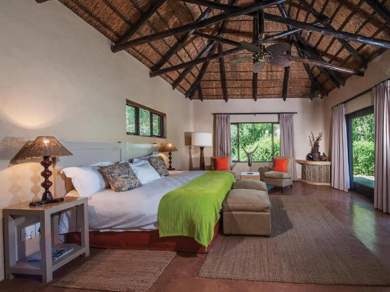 Kariega Game Reserve River Lodge Kenton on Sea Εξωτερικό φωτογραφία